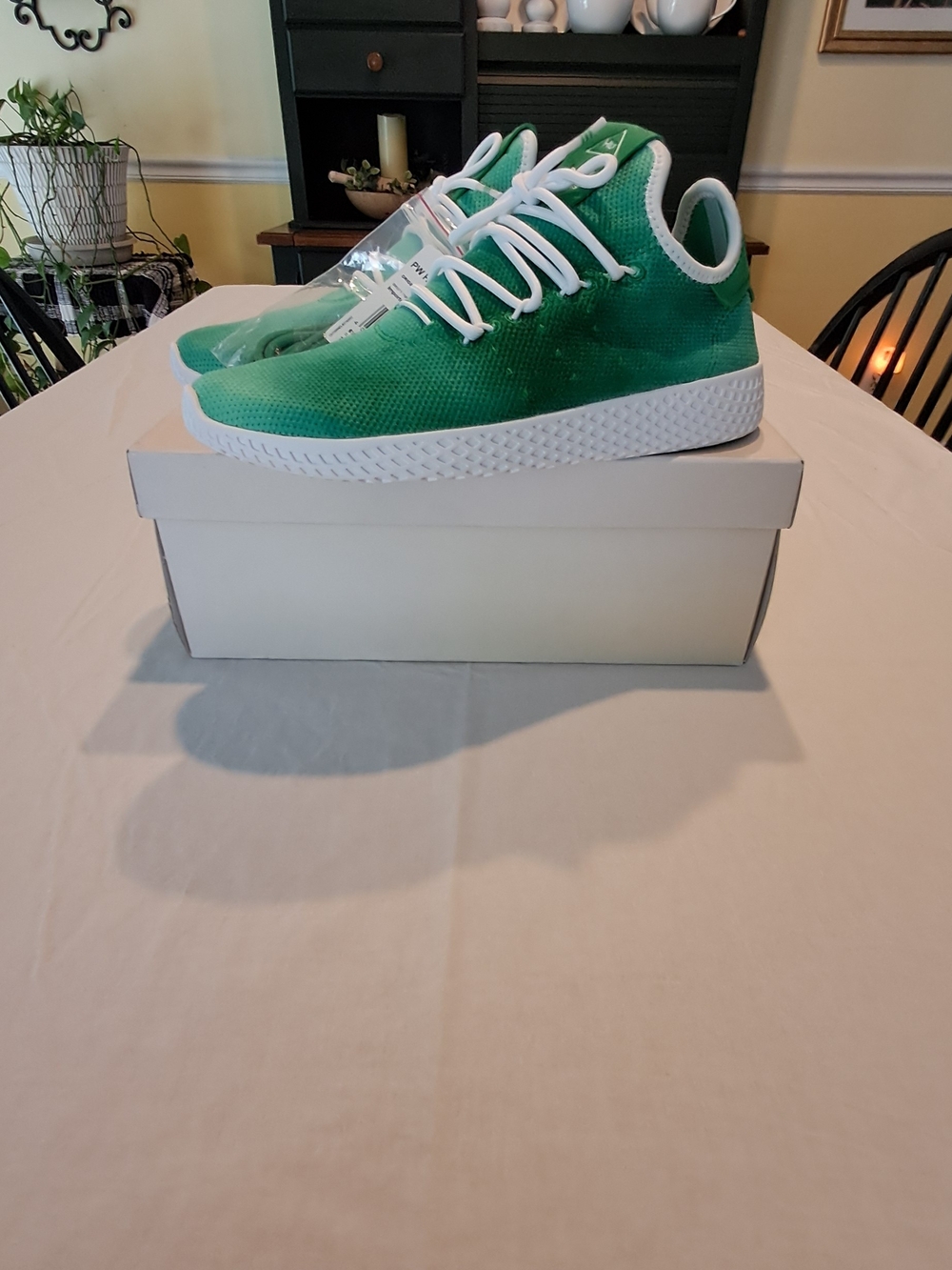 Adidas Green Mesh Low-Top Sneakers Women's Size 7